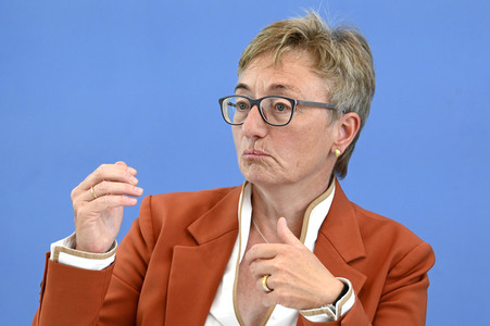 Bundespressekonferenz Gutachten 'Gesund leben auf einer gesunden Erde' in Berlin