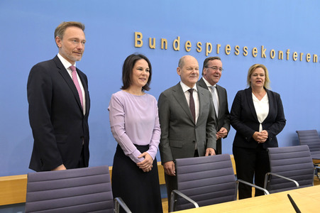 Bundespressekonferenz Vorstellung der Nationalen Sicherheitsstrategie in Berlin
