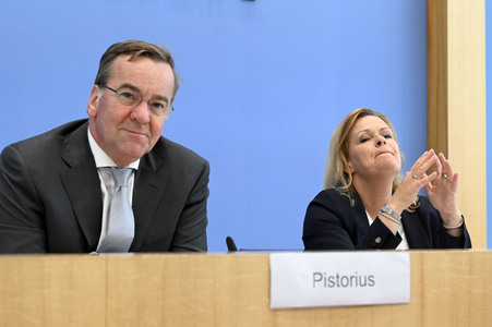 Bundespressekonferenz Vorstellung der Nationalen Sicherheitsstrategie in Berlin