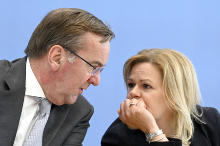 Bundespressekonferenz Vorstellung der Nationalen Sicherheitsstrategie in Berlin