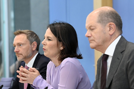 Bundespressekonferenz Vorstellung der Nationalen Sicherheitsstrategie in Berlin