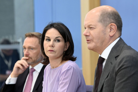 Bundespressekonferenz Vorstellung der Nationalen Sicherheitsstrategie in Berlin