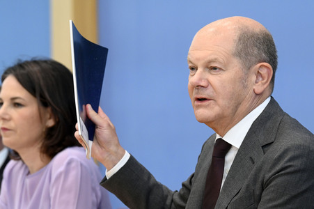 Bundespressekonferenz Vorstellung der Nationalen Sicherheitsstrategie in Berlin