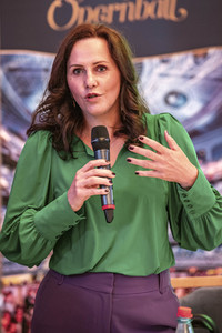 Debütentencasting für den SemperOpernball 2024 in Dresden