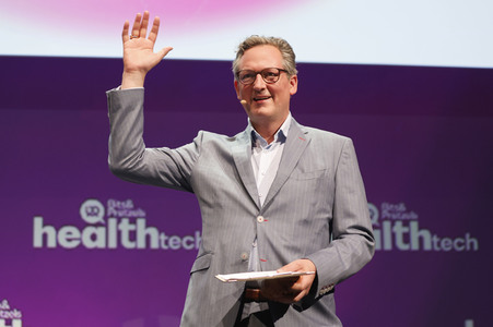 Verleihung des Frontier Award an Michael J. Fox in München