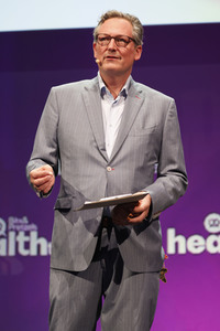 Verleihung des Frontier Award an Michael J. Fox in München