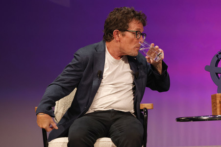 Verleihung des Frontier Award an Michael J. Fox in München