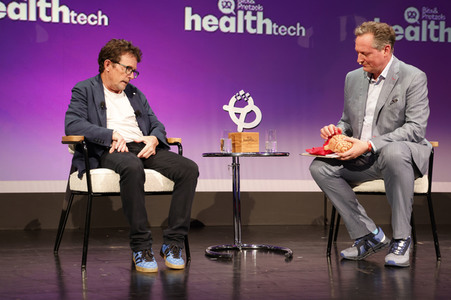 Verleihung des Frontier Award an Michael J. Fox in München
