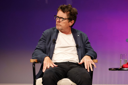Verleihung des Frontier Award an Michael J. Fox in München
