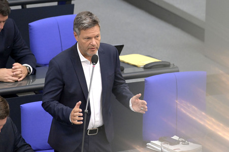 111. Sitzung des Deutschen Bundestages in Berlin