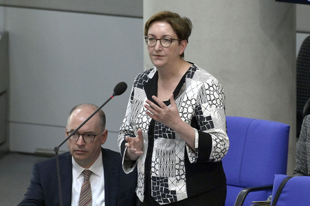 111. Sitzung des Deutschen Bundestages in Berlin