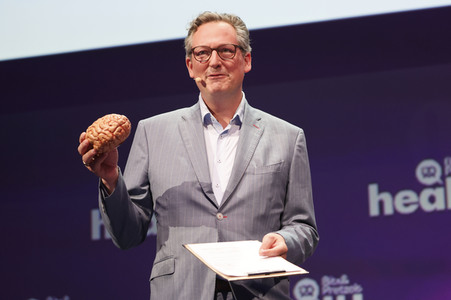 Verleihung des Frontier Award an Michael J. Fox in München