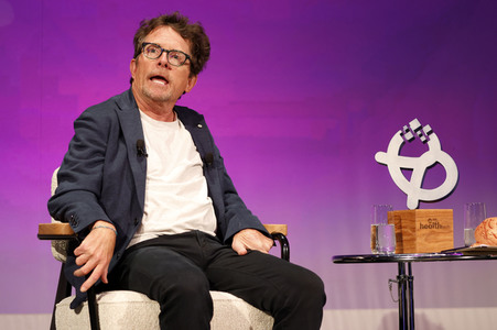 Verleihung des Frontier Award an Michael J. Fox in München