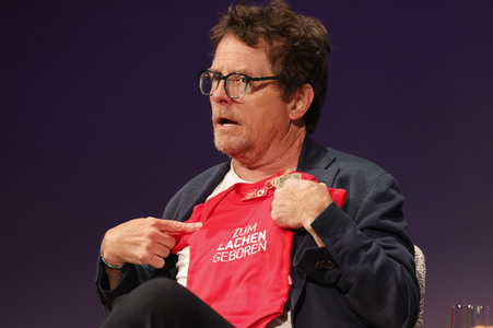 Verleihung des Frontier Award an Michael J. Fox in München