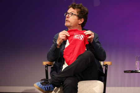 Verleihung des Frontier Award an Michael J. Fox in München