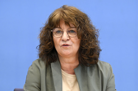 Bundespressekonferenz Jahresbericht 2022 des Petitionsausschusses in Berlin