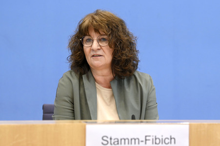 Bundespressekonferenz Jahresbericht 2022 des Petitionsausschusses in Berlin