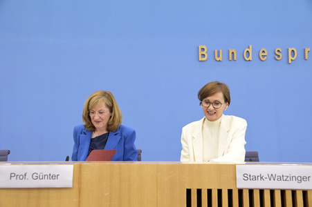 Bundespressekonferenz Vorstellung des Positionspapiers zur Fusionsforschung in Berlin
