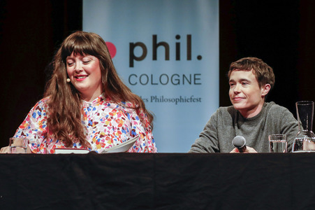 Elliot Page und Mark Waschke auf der phil.Cologne 2023 in Köln