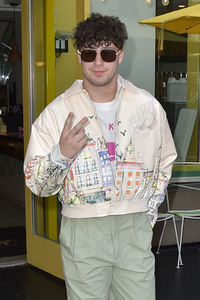 No Lonely Hearts in Los Angeles