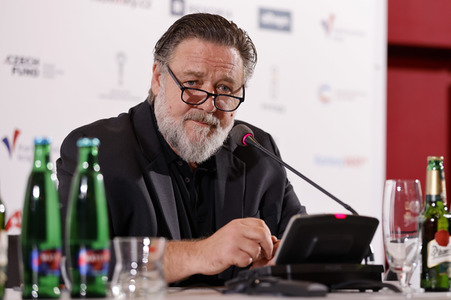 Pressekonferenz mit Russell Crowe, Karlovy Vary International Film Festival 2023