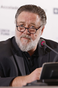Pressekonferenz mit Russell Crowe, Karlovy Vary International Film Festival 2023