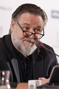 Pressekonferenz mit Russell Crowe, Karlovy Vary International Film Festival 2023