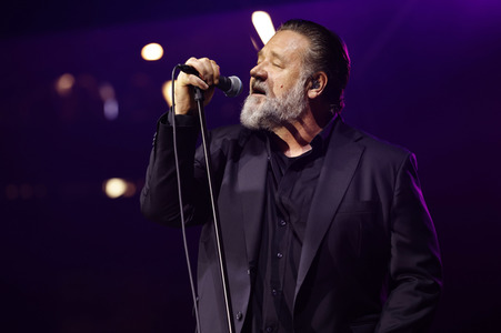 Konzert von Russell Crowe, Karlovy Vary International Film Festival 2023