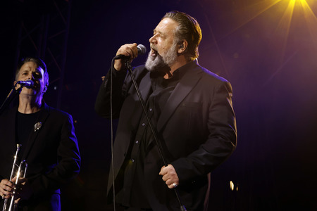 Konzert von Russell Crowe, Karlovy Vary International Film Festival 2023