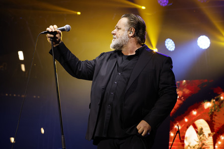 Konzert von Russell Crowe, Karlovy Vary International Film Festival 2023