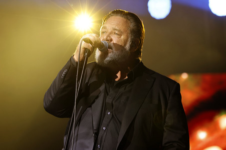 Konzert von Russell Crowe, Karlovy Vary International Film Festival 2023