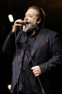 Konzert von Russell Crowe, Karlovy Vary International Film Festival 2023