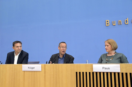 Bundespressekonferenz Kinderreport 2023 in Berlin