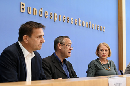 Bundespressekonferenz Kinderreport 2023 in Berlin
