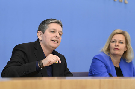 Bundespressekonferenz zur Vorstellung der BSI Präsidentin in Berlin