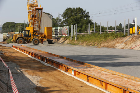 Brückeneinschub an der A59 in Bonn