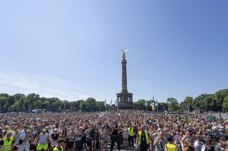 Rave The Planet Techno-Parade in Berlin