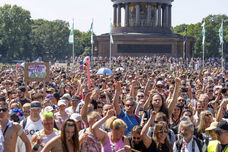 Rave The Planet Techno-Parade in Berlin