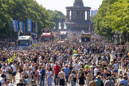 Rave The Planet Techno-Parade in Berlin