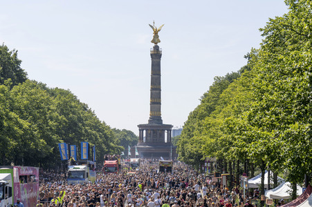 Rave The Planet Techno-Parade in Berlin