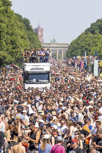 Rave The Planet Techno-Parade in Berlin