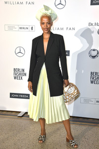 William Fan Fashion Show auf der Berlin Fashion Week S/S 2024