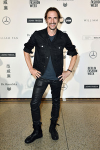William Fan Fashion Show auf der Berlin Fashion Week S/S 2024