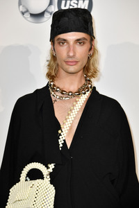 William Fan Fashion Show auf der Berlin Fashion Week S/S 2024