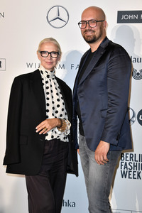 William Fan Fashion Show auf der Berlin Fashion Week S/S 2024