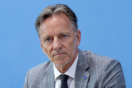Bundespressekonferenz Lagebild häusliche Gewalt und Start der Studie LeSuBia in Berlin