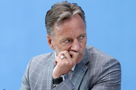 Bundespressekonferenz Lagebild häusliche Gewalt und Start der Studie LeSuBia in Berlin