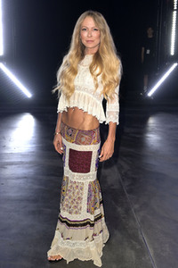 Marcel Ostertag Fashion Show auf der Berlin Fashion Week S/S 2024