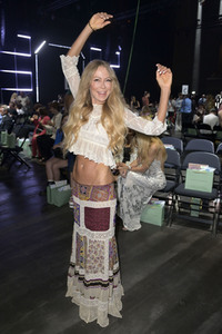 Marcel Ostertag Fashion Show auf der Berlin Fashion Week S/S 2024