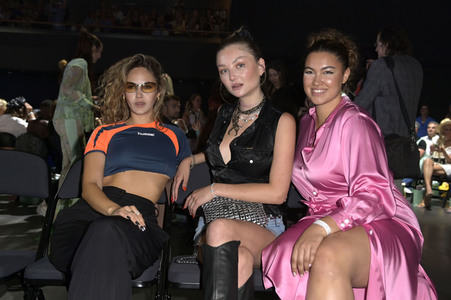 Marcel Ostertag Fashion Show auf der Berlin Fashion Week S/S 2024